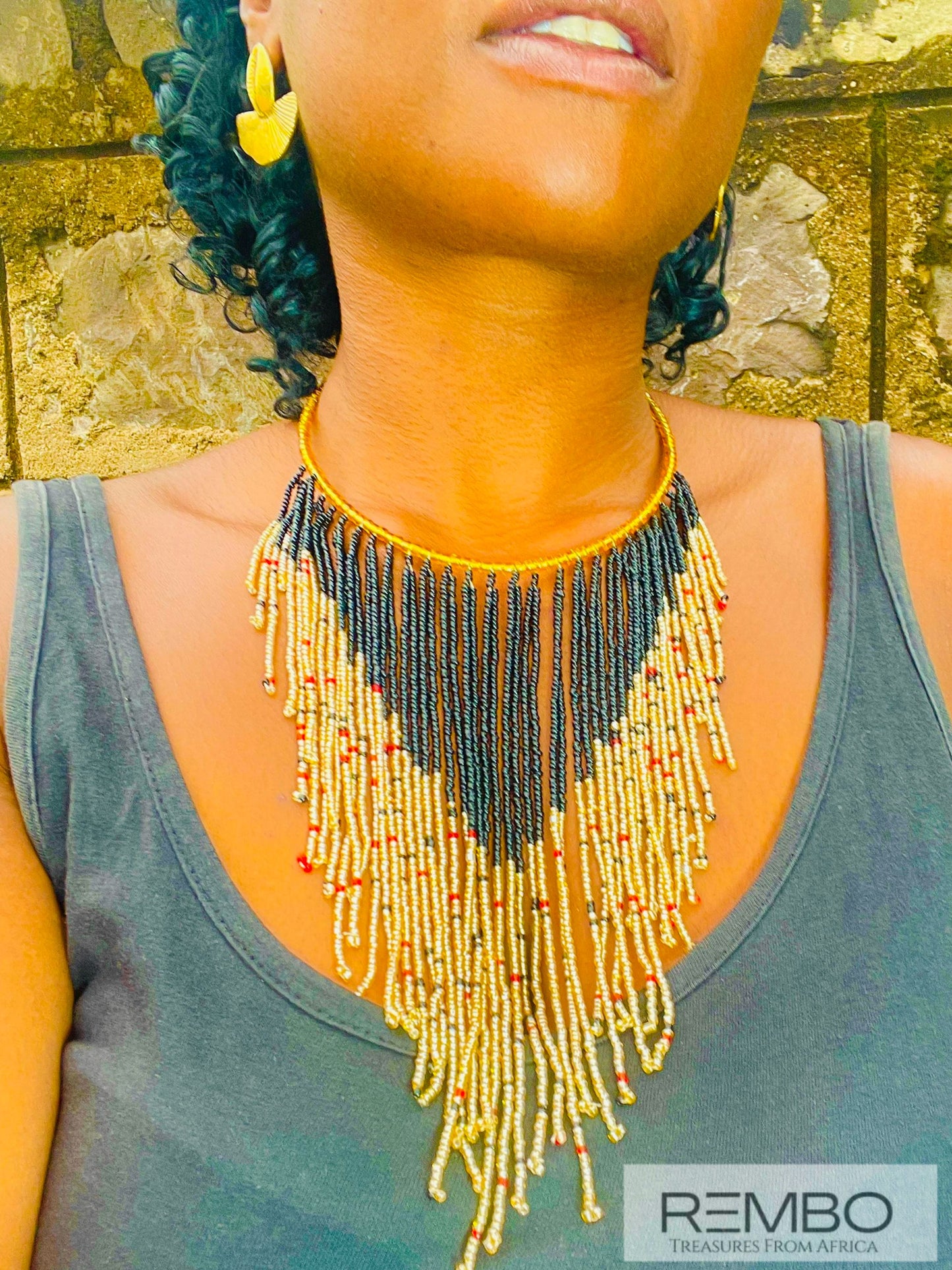 Naserian - Collier Mi-Long en Perles Maasai Naserian