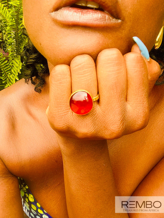 Rubis de Feu - Bague Rubis en Laiton Doré et Verre Artisanale du Kenya - REMBO
