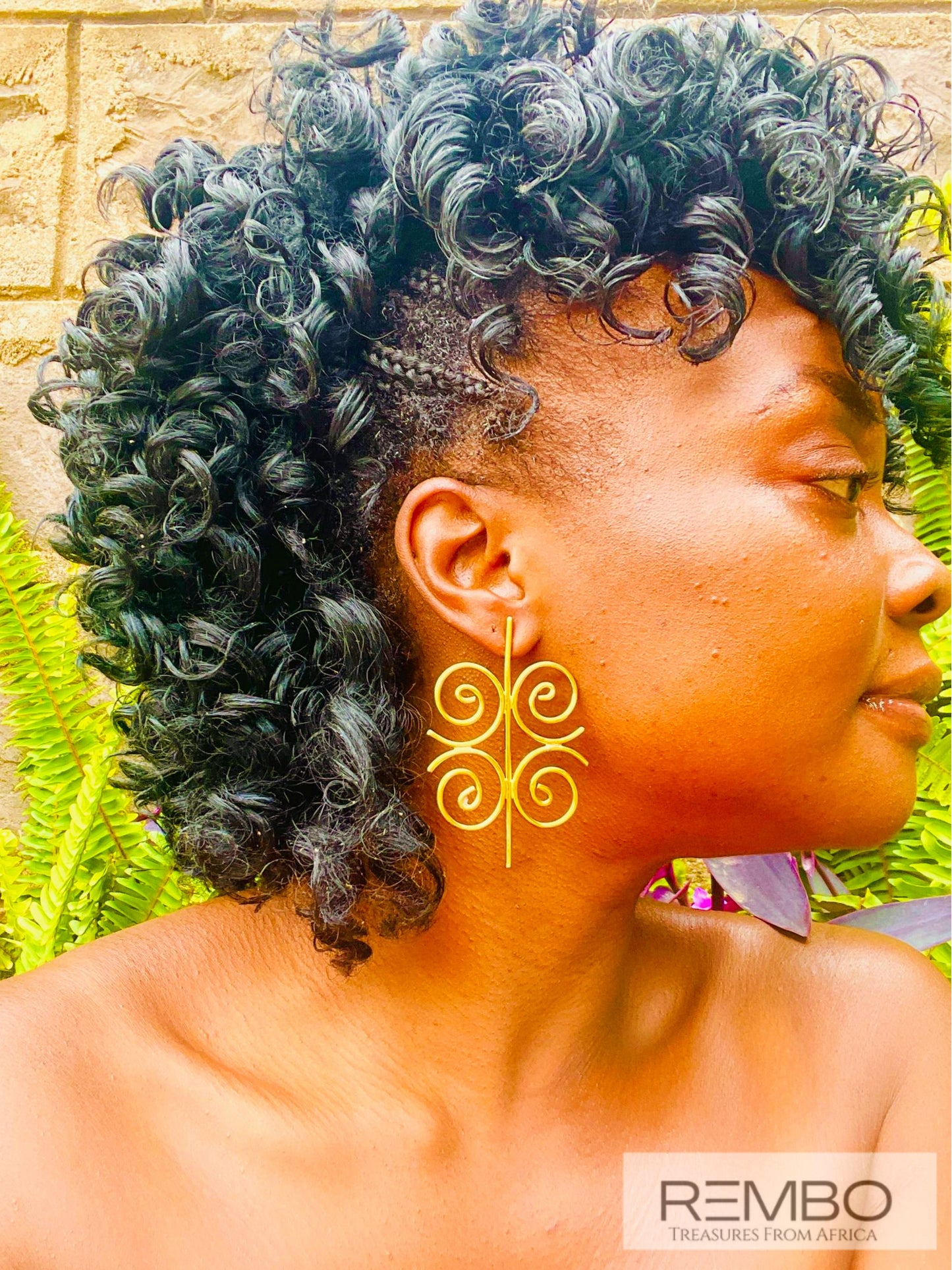 Hypnotisia - Boucles d'Oreilles en Laiton Antiallergique Cercle Doré - REMBO