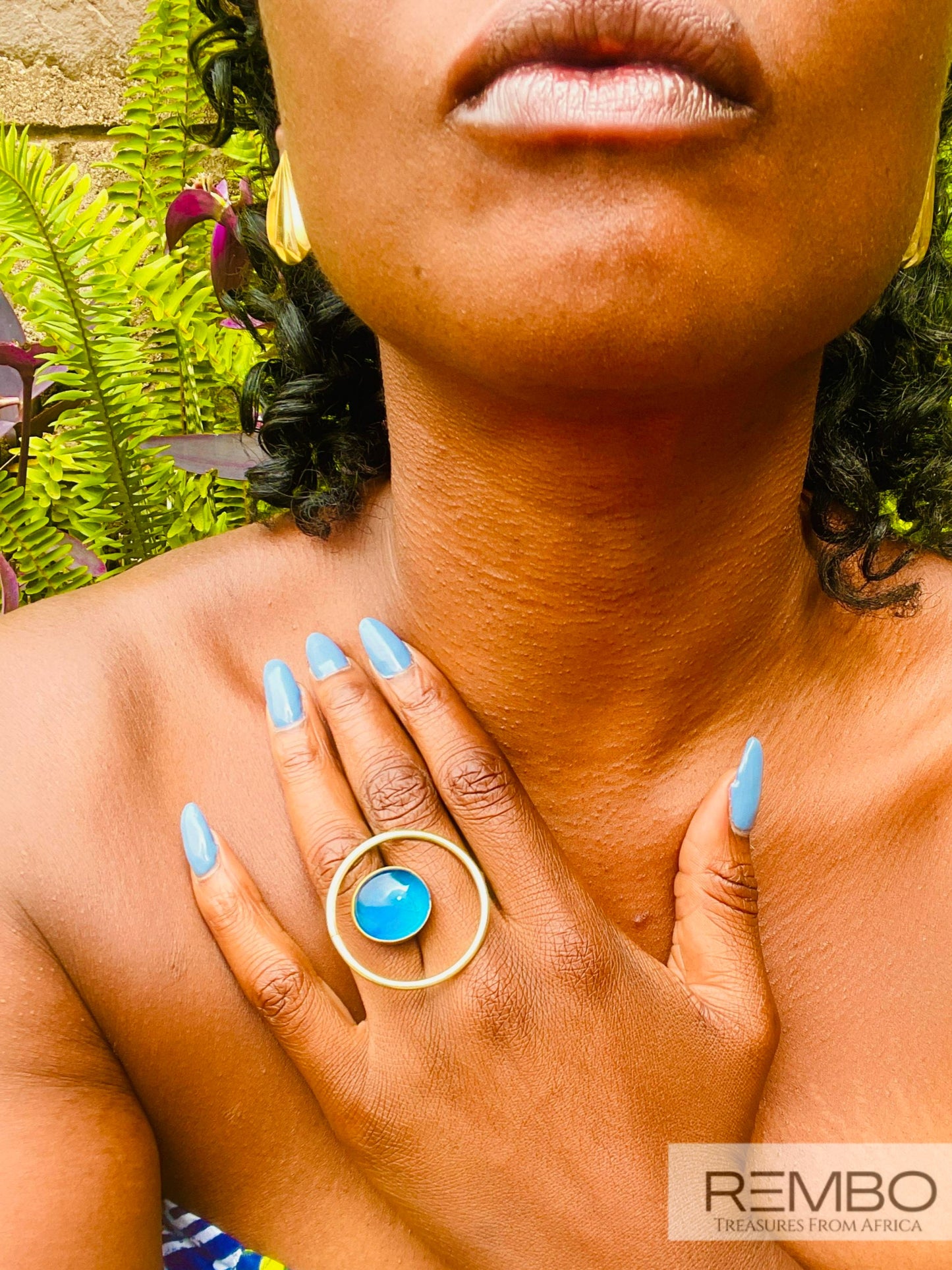 Célestelle - Bague Sphère Céleste en Laiton Doré et Verre Artisanale du Kenya - REMBO